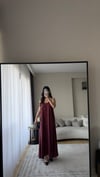İP ASKILI TENSEL KUMAŞ BORDO ELBİSE