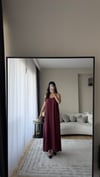 İP ASKILI TENSEL KUMAŞ BORDO ELBİSE