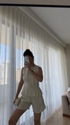 Pileli Krem Rengi Yelek Şort  Takım