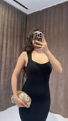 VÜCUDA OTURAN TRİKO ELBİSE