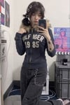 Lacivert Hilfiger 1985 Kürk Detaylı Y2K Kapüşonlu Crop Hırka