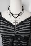 Siyah Antrasit Çizgili Grunge Fiyonklu Dantelli Y2K Kısa Kollu Crop