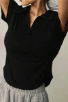 Siyah Oval Kesim V Polo Yaka Kısa Kollu Crop