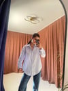 BEYAZ ÇİZGİLİ MAVİ GÖMLEK