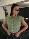 YEŞİL 2 CEPLİ CROP GÖMLEK