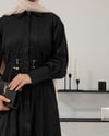 Boydan Düğmeli Beli Lastikli Siyah Elbise