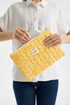 Nobel Tablet Çantası Kılıfı Papatya Sarı 11 inç 31 x 21 cm
