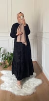 TESETTÜR DESENLİ KADİFE ELBİSE SİYAH