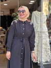 3325 OMUZ TAŞLI ELBİSE SİYAH