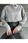 Kadın Parlak Simli Kısa Oversize Basic Parlak Saten Gömlek Yeni Sezon Crop Saten Gömlek