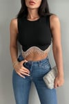 Kadın Siyah Askılı Kolsuz Oval Kesim Beli Zincir Elmas Taş Detaylı Crop Kaşkorse Kumaş Bluz