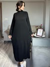 Kadın Siyah Kalın Kışlık Pamuk Triko Oversize Salaş Uzun Elbise Bol Kesim Kadın Maxi Boy Tesettür Elbise
