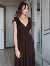 Kadın Vera Acı Kahve V yaka Scuba Kumaş Bele Oturan Korseli Esnek Kloş Elbise Uzun Maxi Elbise