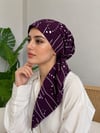 Yazgülü Boneli Eşarp Çizgi Desenli Mor