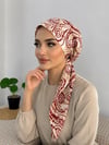 Yazgülü Boneli Eşarp Dalga Desenli Kırmızı