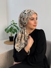 Yazgülü Boneli Eşarp Dalga Desenli Yeşil