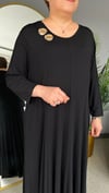 Selma Büyük Beden Broşlu Elbise