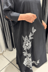 Selma Büyük Beden Çiçek Desenli V Yaka Uzun Elbise
