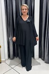 Selma Büyük Beden Çiçek Detaylı Plise Takım
