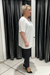 Selma Büyük Beden Çiçek İşlemeli Bluz