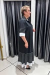 Selma Büyük Beden Çizgili Yaka ve Manşet Elbise