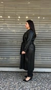 Selma Büyük Beden Şardonlu İç Dokulu Kuşaklı Deri Trenç