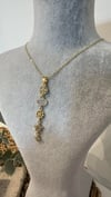 Çelik Gold Renk Charmlı Y Kolye 40+5cm