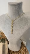 Çelik Gold Renk Charmlı Y Kolye 40+5cm