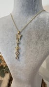 Çelik Gold Renk Charmlı Y Kolye 40+5cm