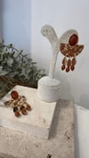 İthal Kahve Taşlı Gold Sallantılı Küpe