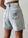 8050 Short Gül Nakışlı Kısa Şort