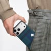 Apple iPhone 17 Pro Kılıf M-safe Şarj Özellikli Aramid Fiber Pitaka Flora in Grid Serisi Kapak