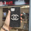 Apple iPhone 13 Pro Max Chanel Logolu Kumaş Kaplamalı Telefon Kılıfı