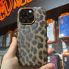 Apple iPhone 16 Leopar Desenli Silikon Kılıf