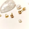 4.1mm Vidalı Dorika Toplu Küpe 14 Ayar Altın HD VİDEOLU