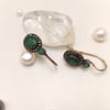 1.20ct Zümrüt ve 0.20ct Elmas Taşlı Oval Sallanan Küpe 8 Ayar Altın  HD VİDEOLU