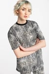 Unisex Oversize Yılan Baskılı  T shirt Beyaz