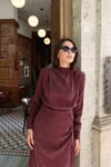 OMUZ PİLİLİ MİDİ ELBİSE BORDO