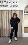 0098-Siyah Kayık Yaka Bluz
