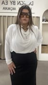 1121-Beyaz Vatkalı Degaje Bluz