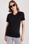 Kadın Slim Fit Dar Kesim %100 Pamuk Yumuşak Dokulu Siyah V Yaka Tişört