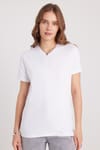 Kadın Slim Fit Dar Kesim Pamuklu Yumuşak Dokulu Likralı Esnek Kumaş Düz Basic Beyaz V Yaka Tişört