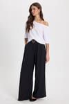 Kadın Slim Fit Dar Kesim %100 Pamuk Kayık Yaka Kısa Kollu Beyaz Tişört