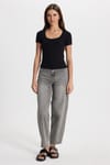 Kadın Slim Fit Dar Kesim Pamuklu Kare Yaka Kısa Kollu Siyah Tişört
