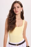 Kadın Slim Fit Dar Kesim Askılı Kare Yaka Sırtı Açık Sandy Kumaş Çıtçıtlı Sarı Body