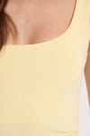 Kadın Slim Fit Dar Kesim Askılı Kare Yaka Sırtı Açık Sandy Kumaş Çıtçıtlı Sarı Body