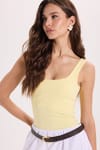 Kadın Slim Fit Dar Kesim Askılı Kare Yaka Sırtı Açık Sandy Kumaş Çıtçıtlı Sarı Body