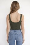Kadın Slim Fit Dar Kesim Askılı Kare Yaka Sırtı Açık Sandy Kumaş Çıtçıtlı Yeşil Body