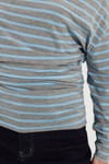 Kadın Regular Fit Klasik Kesim Kayık Yaka Uzun Kol Çizgili Likralı Mavi Viskon Bluz
