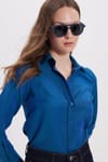 Kadın Slim Fit Dar Kesim Uzun Kollu Pamuklu Vücuda Oturan Dokulu Açık Petrol Basic Gömlek